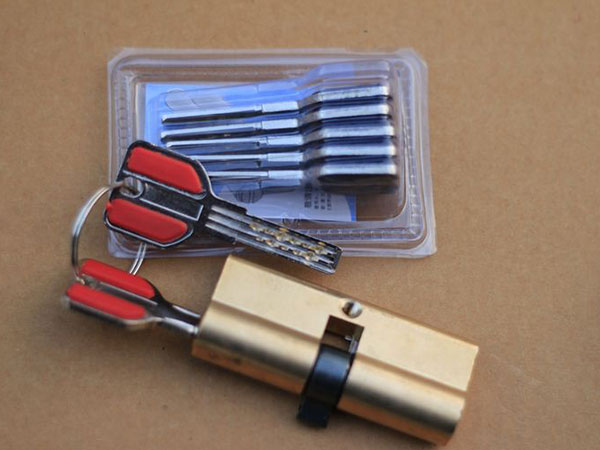 亚东24小时上门开锁公司