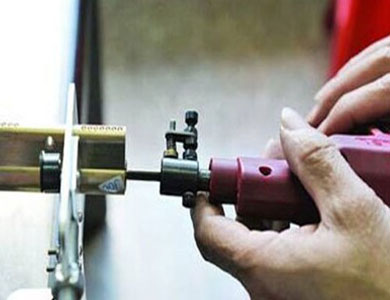 亚东24小时上门开锁公司