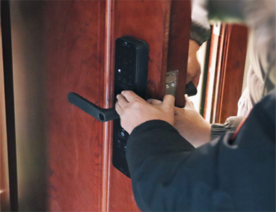 亚东24小时上门开锁公司
